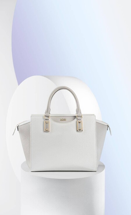 Fashion still Handtasche BOSS.